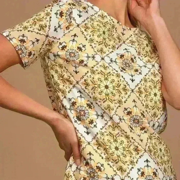 Dandy Lion Yellow Print Shift Dress - Picture 3 of 8